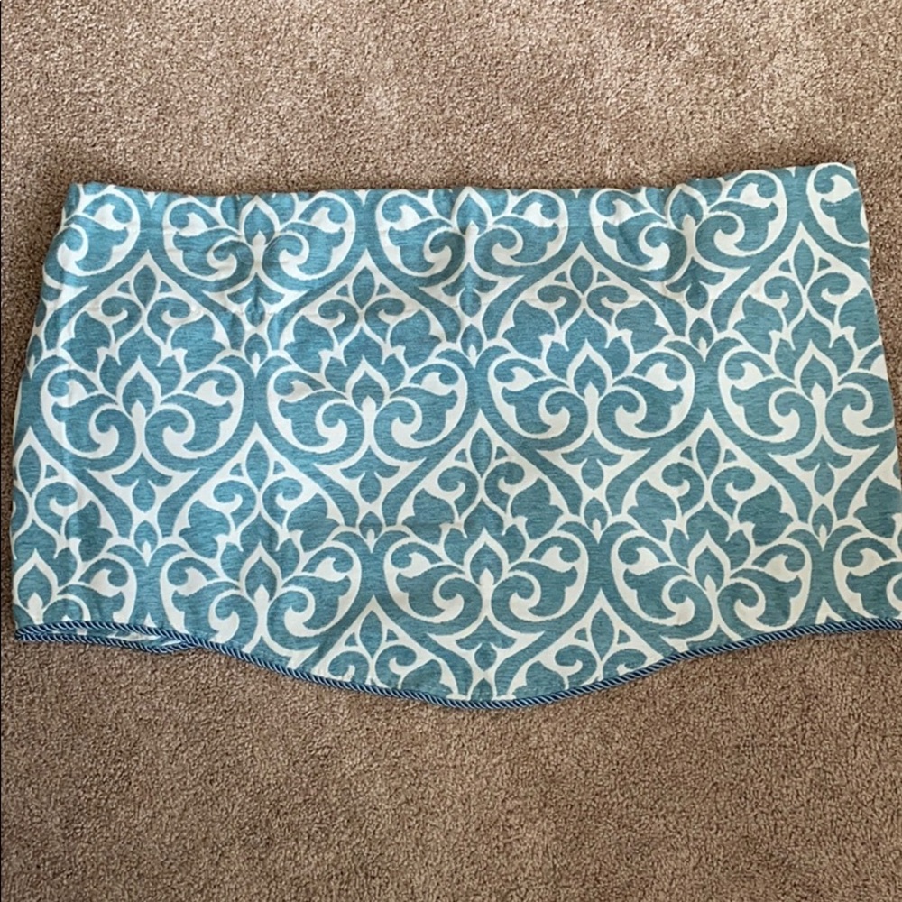 Lined valance